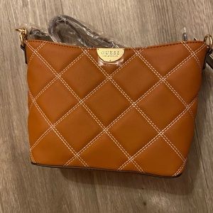 Cross body purse by Guess